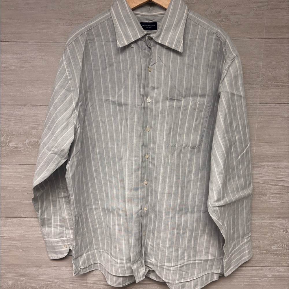 Classic Men's Light Gray Striped Linen Button-Down Shirt